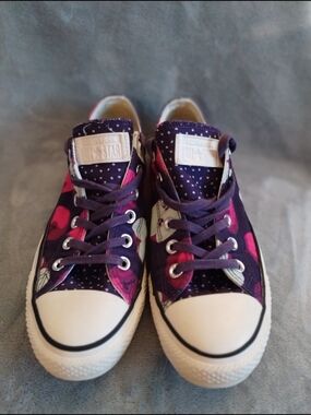 Converse Chuck Taylor All Star Low Top Floral Polka Dot Sneakers Women’s 7.5